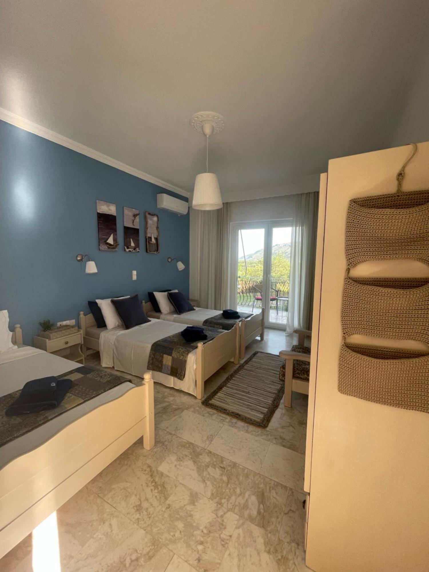 Ilektra Apartments Blue & Red 플라타리아 외부 사진