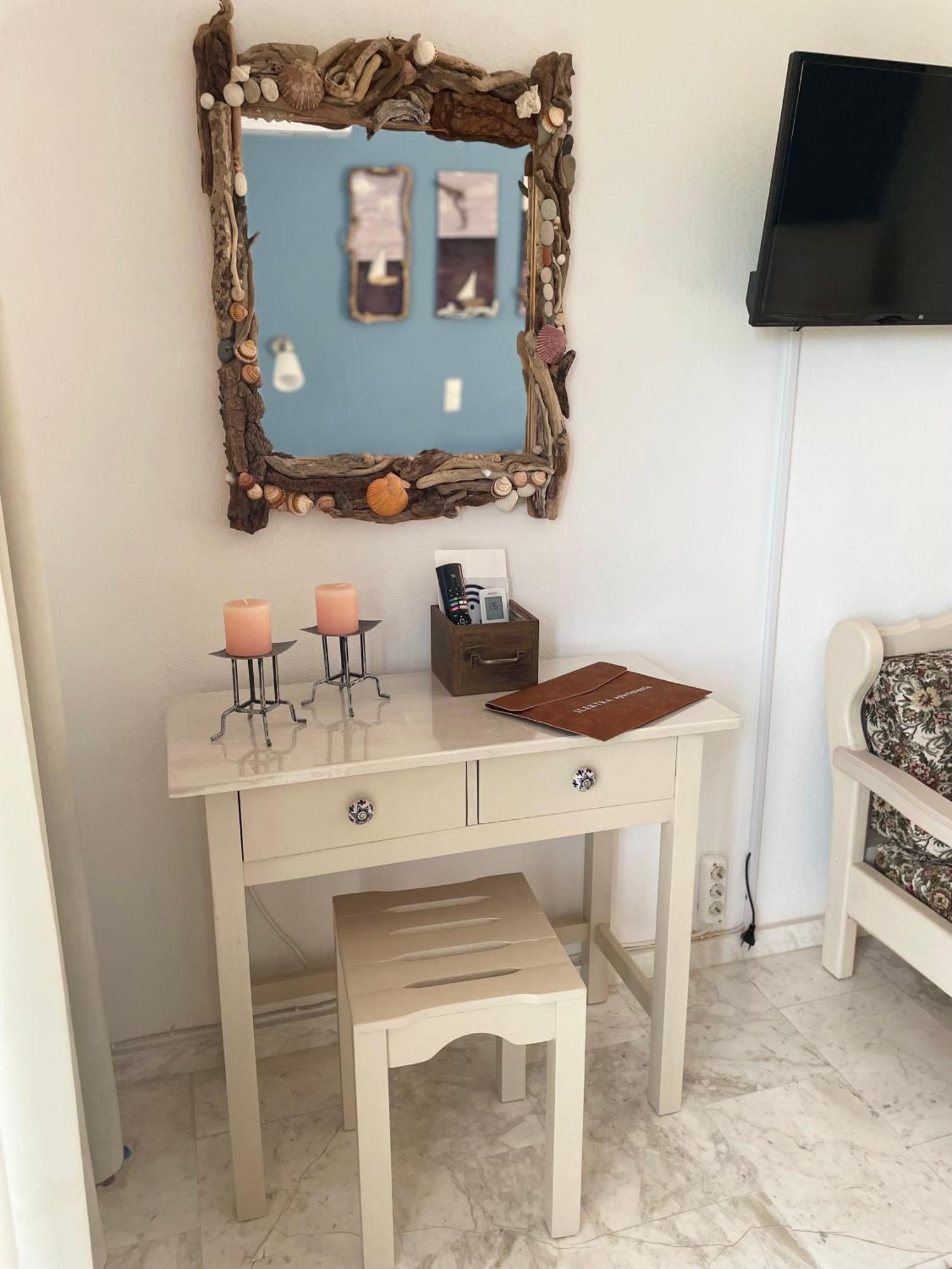 Ilektra Apartments Blue & Red 플라타리아 외부 사진